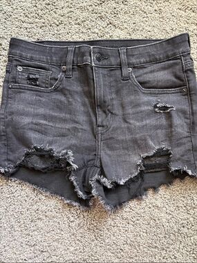 American Eagle Distressed Black Denim Women’s Shorts 6 shortie Stretch